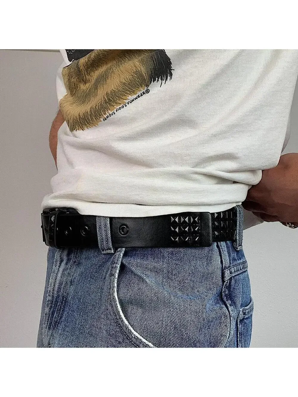 Vintage Cyber y2k 2000s Punk Style Diamond Studded black essential belt. Goth